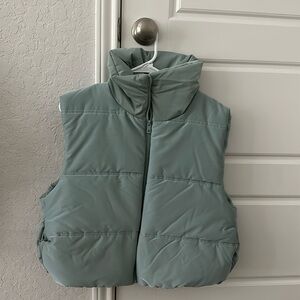 This is a medium puffer jacket